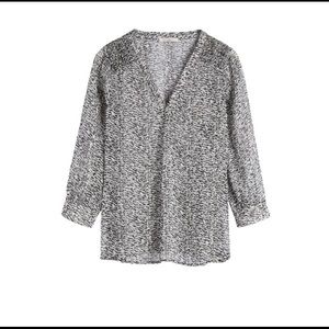 41 Hawthorn Hendrix V-neck blouse from Stitch Fix